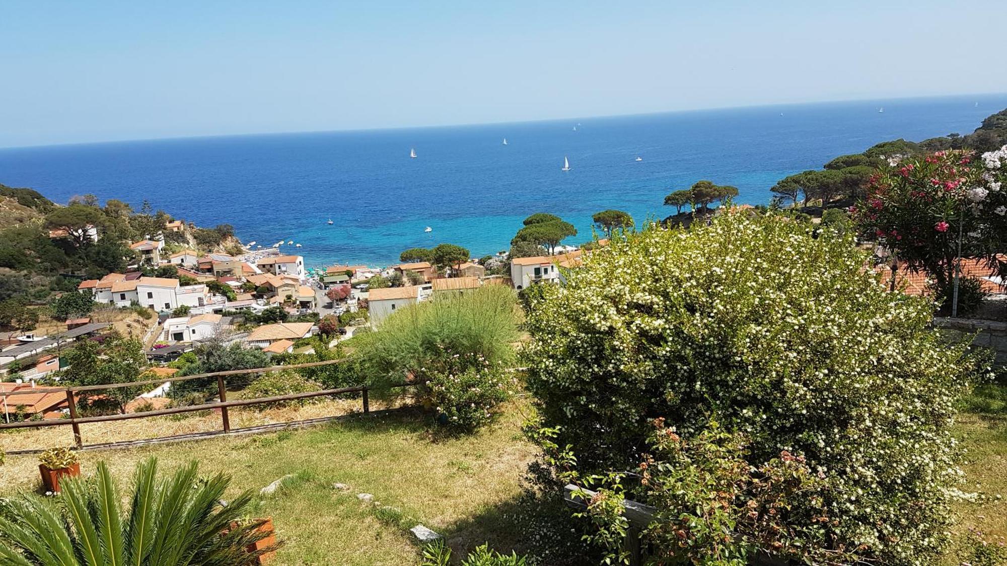 Hotel Gallo Nero SantʼAndrea Exteriör bild